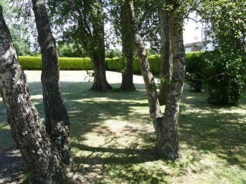 Copthorne Caravans Hotel Merston Esterno foto
